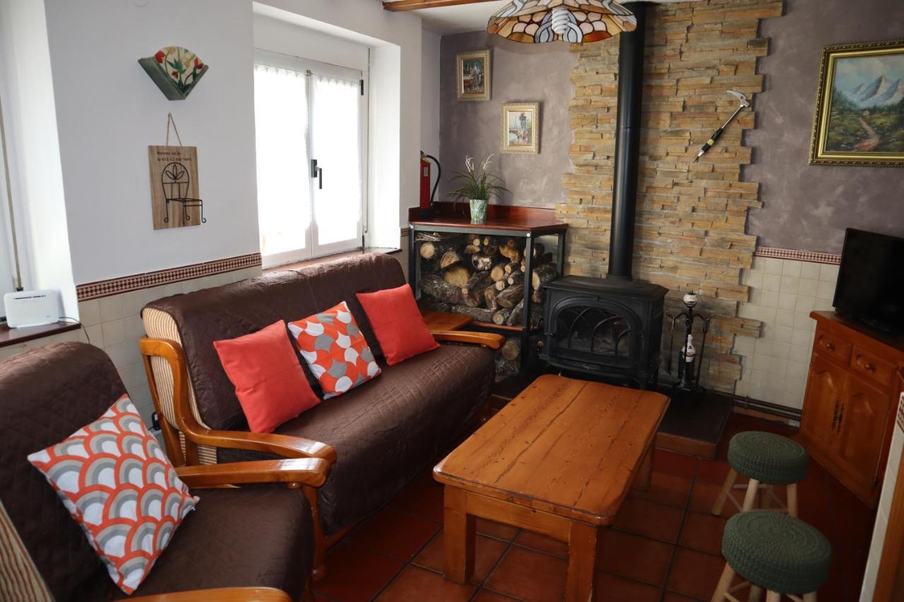 Casa Rural Cares Santa Maria de Valdeon 외부 사진