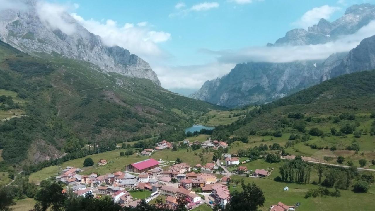Casa Rural Cares Santa Maria de Valdeon 외부 사진